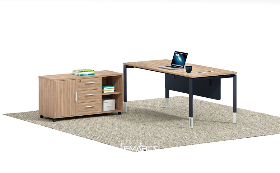 經(jīng)理班臺(tái)